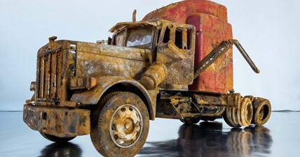 Peterbilt 379 Model Truck Restoration Rusty Abandoned